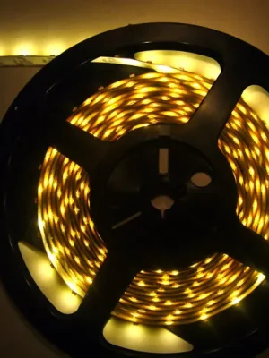 LED páska SMD3528, teplá bílá, 12V, 1m, 120 LED/m Nakupujte Hned